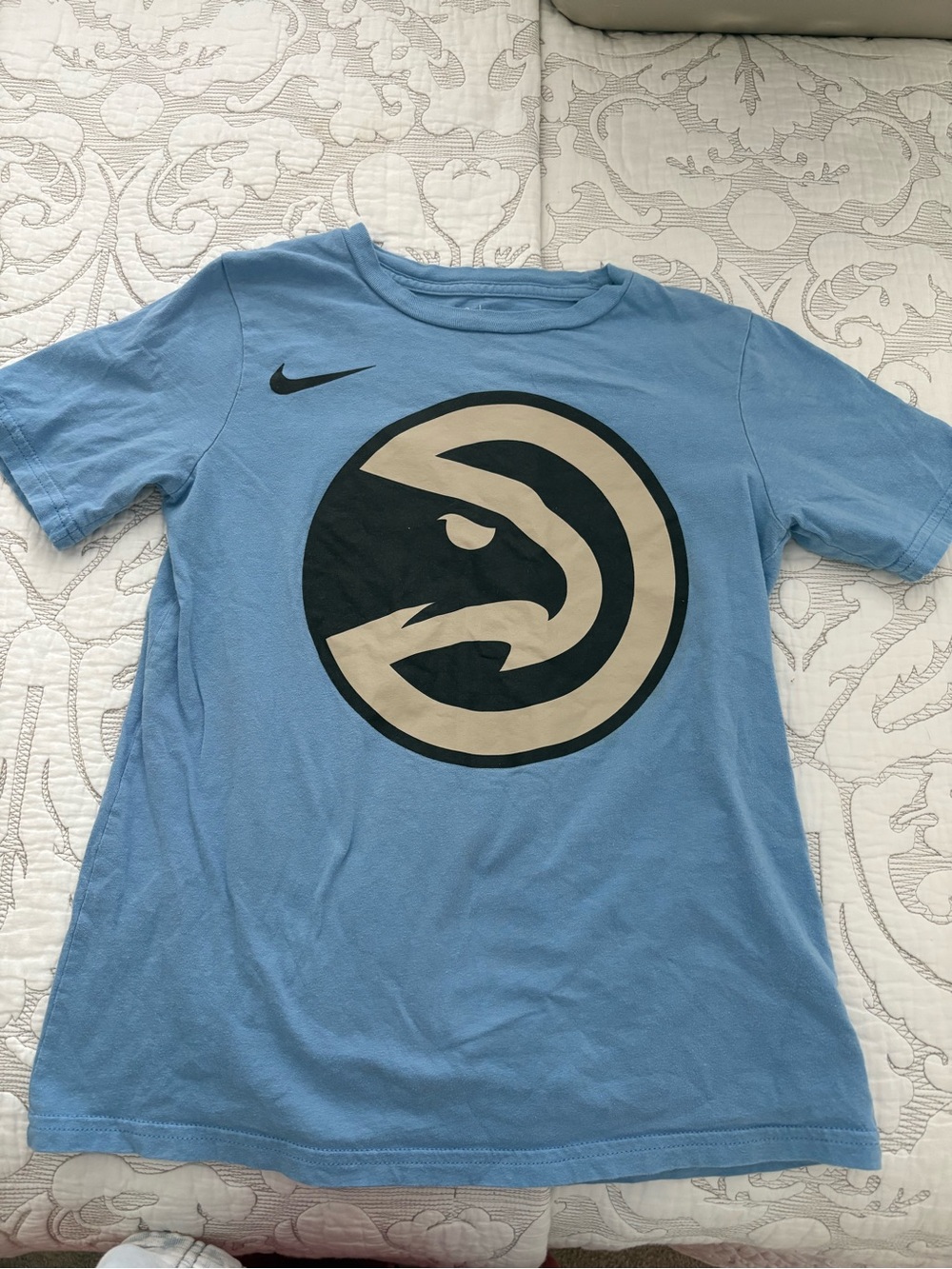 Kid’s Medium Nike Light Blue Hawks Logo Short Sleeve Tee